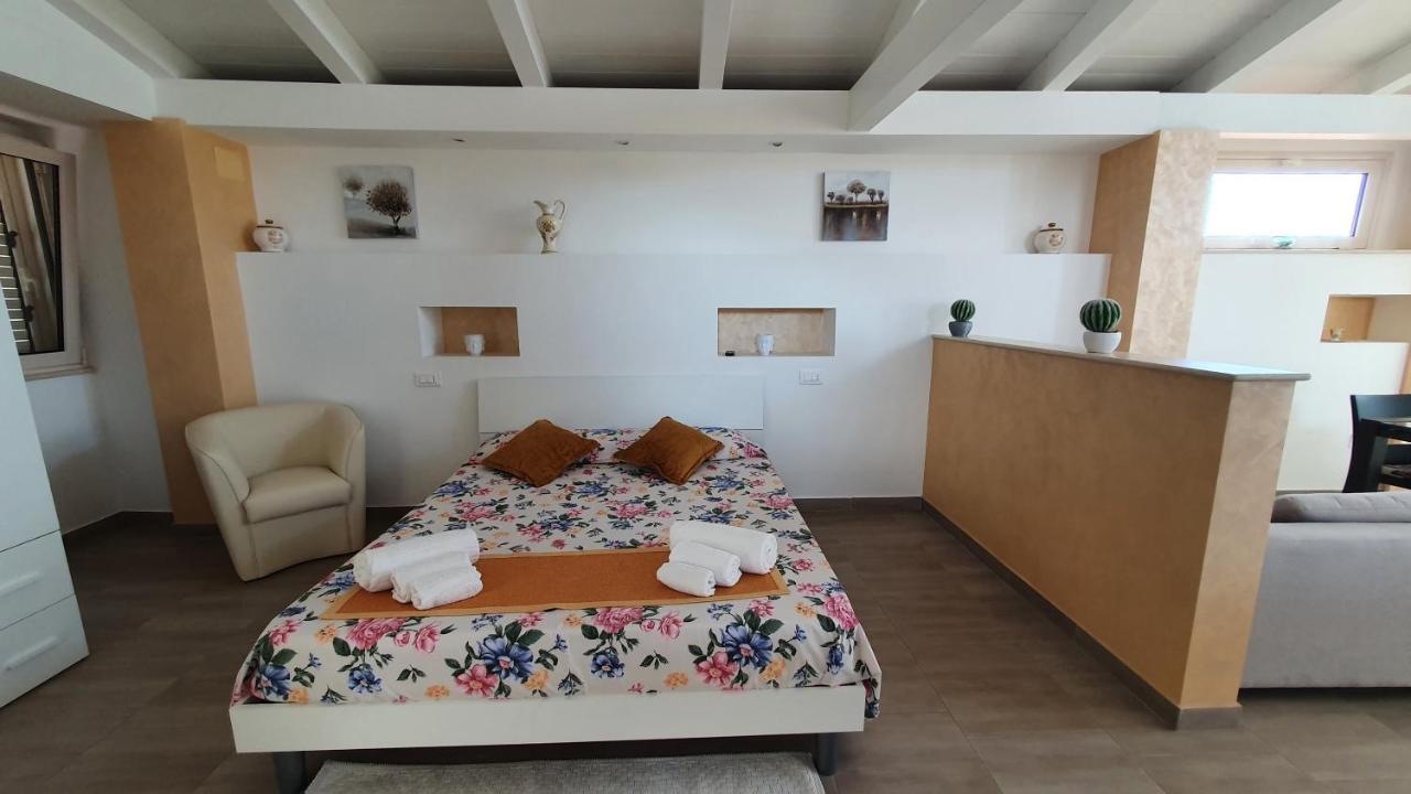 Santa Venere Apartments "Parcheggio Privato" Ricarica Auto Elettriche Тропеа Екстериор снимка