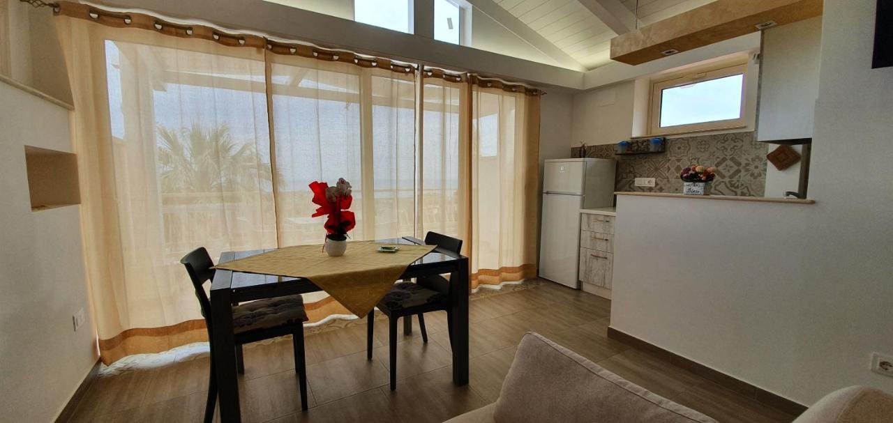 Santa Venere Apartments "Parcheggio Privato" Ricarica Auto Elettriche Тропеа Екстериор снимка