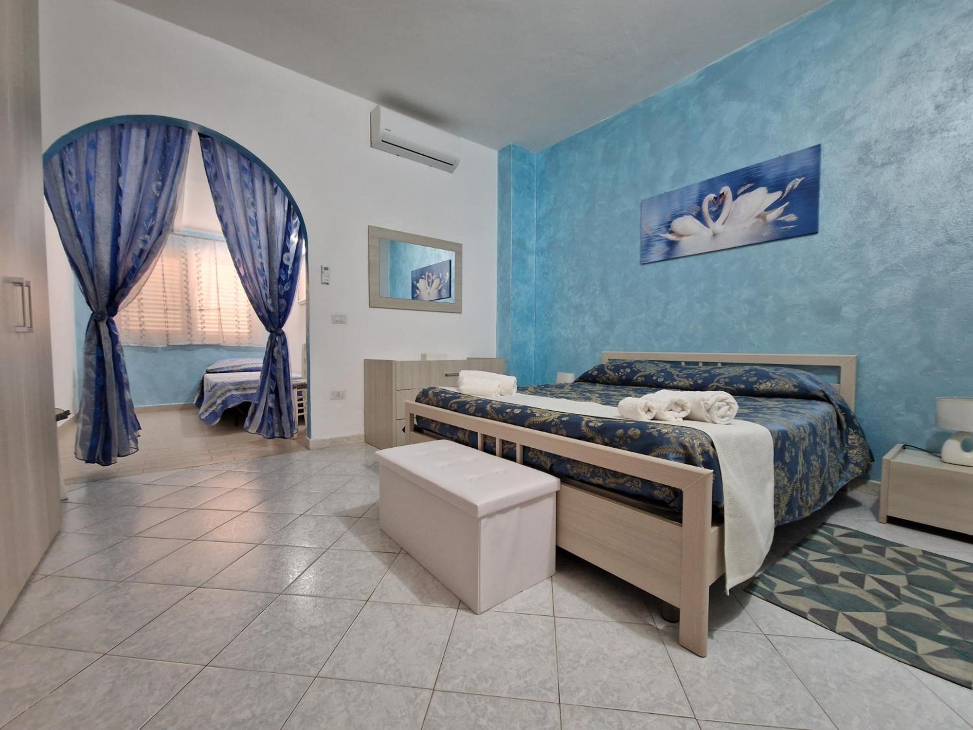 Santa Venere Apartments "Parcheggio Privato" Ricarica Auto Elettriche Тропеа Екстериор снимка